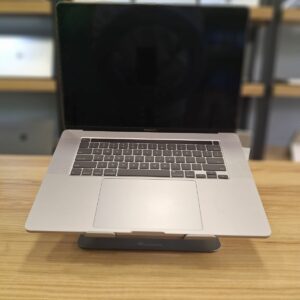 خرید macbook pro 2019